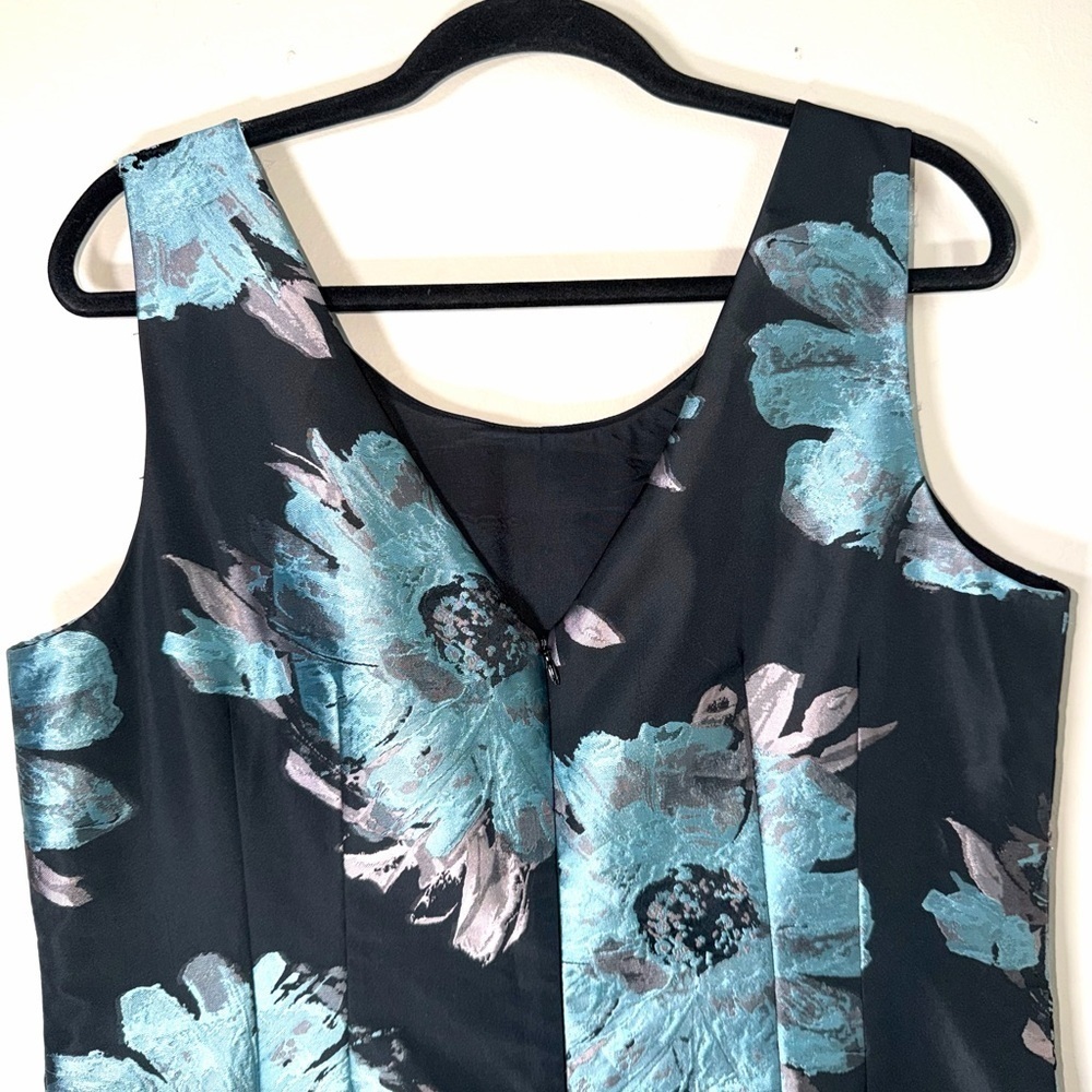 Carlisle Black and Blue Floral Midi Dress - Picture 4 of 8
